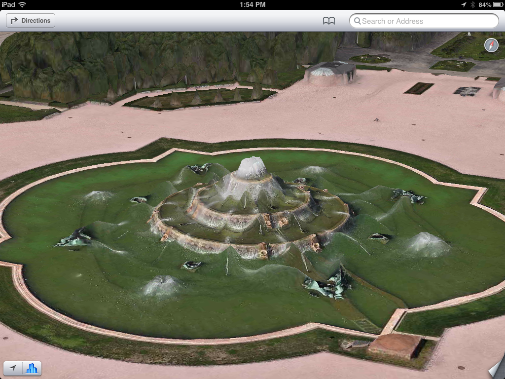 Apple Maps - Buckingham Fountain (via theamazingios6maps tumblr)